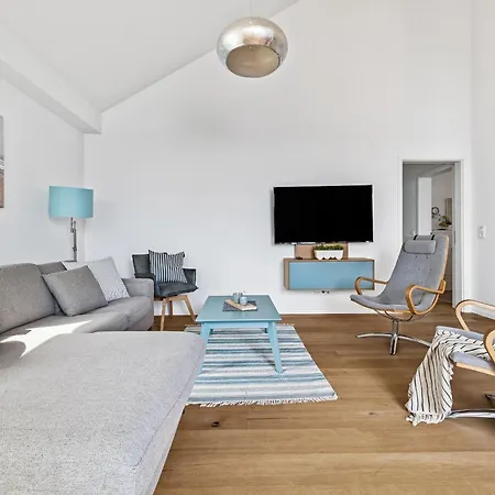 Ocean King- Penthouse, Ostseeblick, Balkon, Kamin *